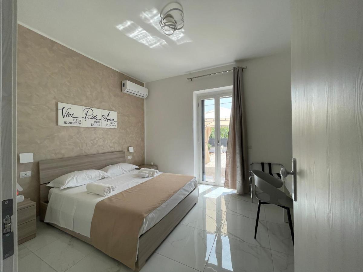 B&B Il Suono Della Campagna Terracina Exterior foto